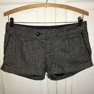 Adorable shorts.